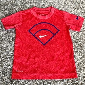 Gently used boys 3T Nike shirt.